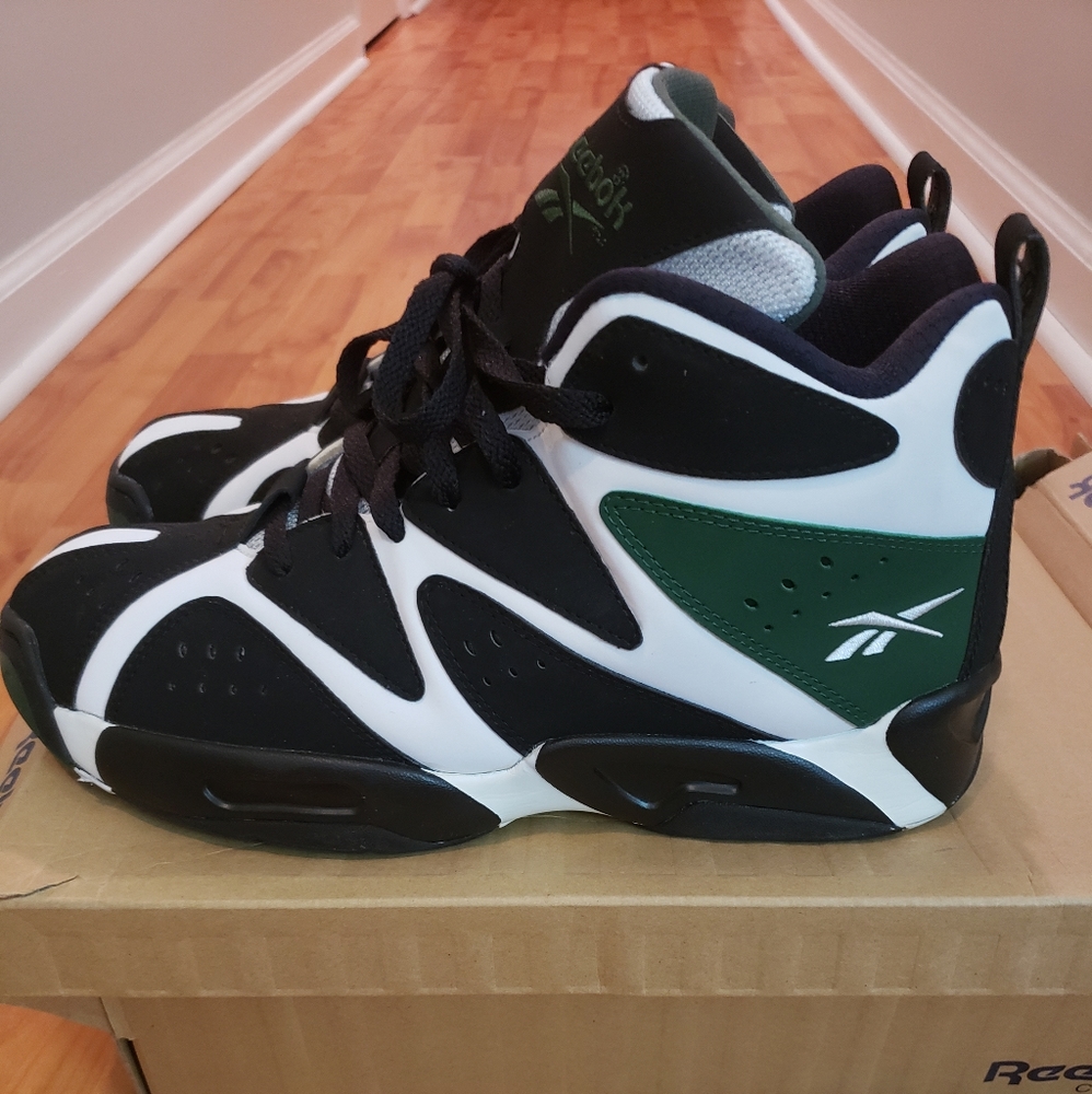 Basketball- Shawn Kemp